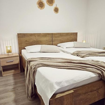Apartment Gaja, Копер Екстериор снимка