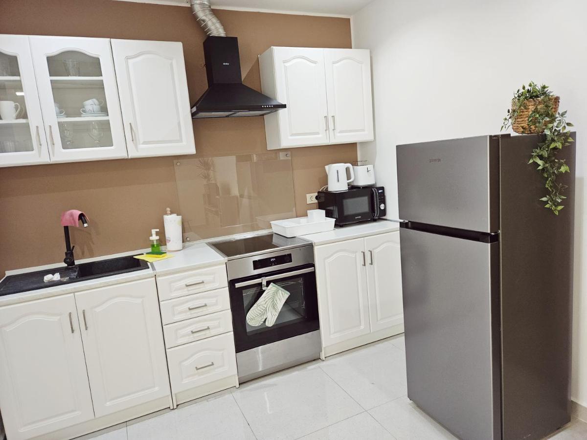 Apartment Gaja, Копер Екстериор снимка