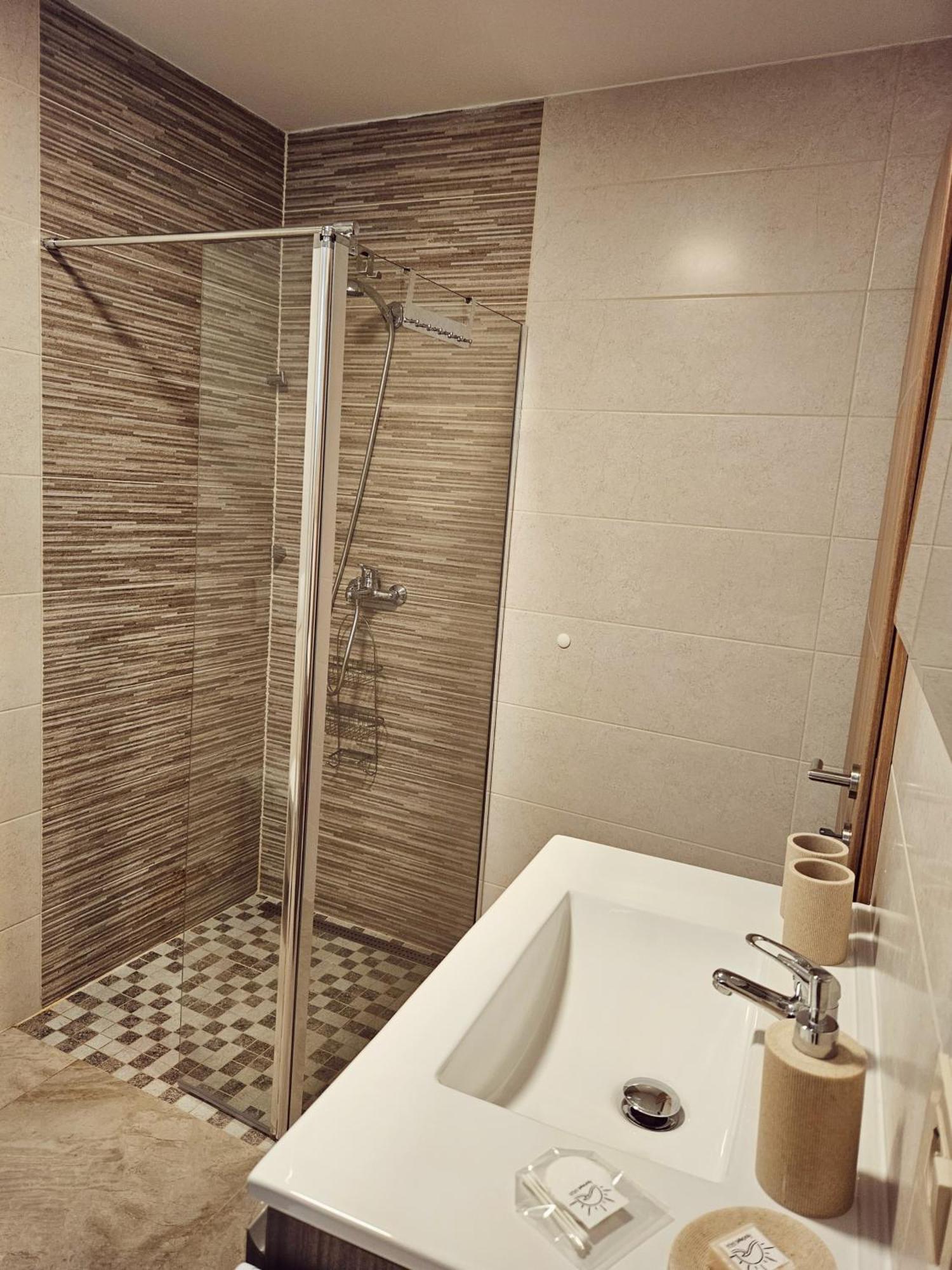 Apartment Gaja, Копер Екстериор снимка